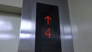 MITSUBISHI BED  FREIGHT ELEVATOR  LIFT STANDARD 4 AT THONBURI HOSPITAL KRUNG THEP THAILAND [upl. by Luanne99]