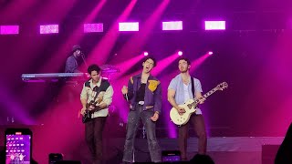 Lovebug  Jonas Brothers Manila 2024 [upl. by Nylesaj]