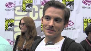 Kevin Zegers of Mortal Instruments talks acting with an accent for the role of Alec [upl. by Rik]