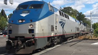 Amtrak 159 Leads the Coast Starlight 14 Through Clackamas OR w B328WH  83120 4K [upl. by Suilmann348]