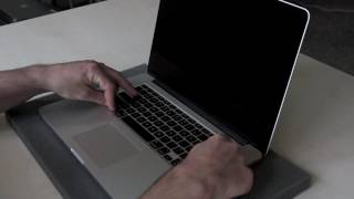 How to reset the SMC controller on your Macbook  Tutorial [upl. by Hairej]