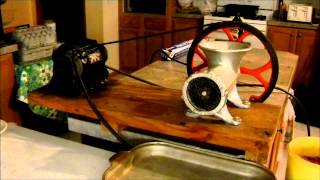 Kitchener 32 Meat Grinder with VBelt Pulley grinding venison with electric motor [upl. by Sachi585]