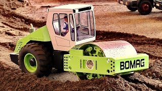 RC BOMAG BW 219 DH3 COMPACTOR ROLLER AT WORK ON THE CONSTRUCTION SITE  Faszination Modellbau 2016 [upl. by Vanhomrigh]