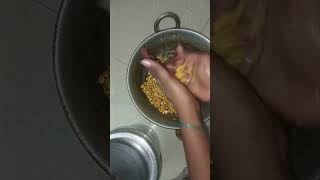 Pottukadalai urundai sodhapiduchi food cooking baluswetha sweetrecipe [upl. by Harriman12]