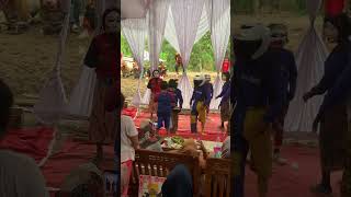 Di serang topeng moyet dance duet ojodibandingke viralvideo masukberanda tiktok trending [upl. by Cheri]