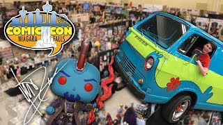 Looking For The Most Expensive Pops at Comic Con [upl. by Baelbeer]