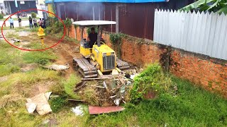 Techniques Skills Clearing Trash amp Grass By Skills Operator Dozer Clearing Pushing Trash And Grass [upl. by Arfihs]