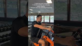 Scapula rowing at the machine tutorial FDLC gym motivation coaching [upl. by Maximilianus]