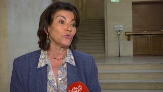 Estrosi Sassone quotIl est important que le groupe LR du Sénat marque aussi une certaine indépendancequot [upl. by Devon307]