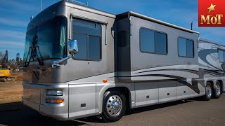 Motorhomes of Texas 2003 Foretravel U320 C2709 [upl. by Alyos]