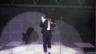 THRILLER LIVE ZENITH DE PARIS BILLIE JEAN 09 JUIN 2012 [upl. by Jamieson]