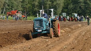 HANOMAG GRANIT 500 Ploughing The Field [upl. by Suiremed607]