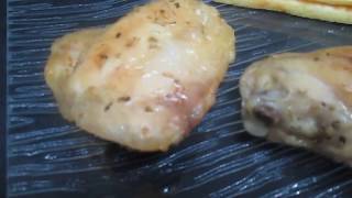 Hauts de cuisse de poulet au citron et herbes de Provence [upl. by Htebirol]