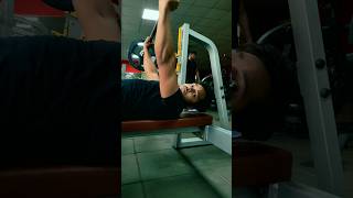 BENCH PRESS FORM 💯 PERFECT TECHNIQUE 💯 gymshorts fittnessshorts [upl. by Oibaf434]