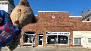 Mathews Virginia walking tour of the Main Street a warm friendly town like Mayberry We love it here [upl. by Eriam]