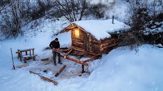 Survival Men Build in Snow Mountains l हिमपर्वत में घर बनाना l NATUREMCREATION [upl. by Ainnek]