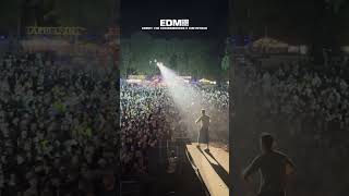 THE CHAINSMOKERS PLAY DONT LIE FT KIM PETRAS DURING SET [upl. by Bencion884]