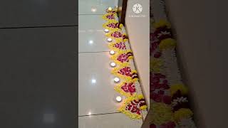 diwalispecial diy diwalidecoration lastminutetips flowerrangoli flowerdecorationshorts [upl. by Wylma]