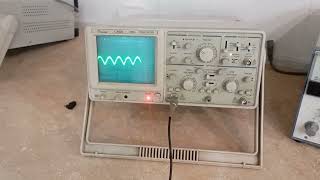 CP current Waveform on Oscilloscope Diadynamic Current Courtes periodes [upl. by Lasley85]