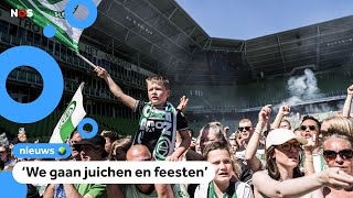 Spelers van FC Groningen worden gehuldigd [upl. by Thgirw]