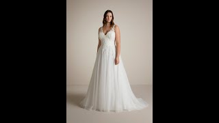 Schlichtes Brautkleid mit weich fließendem Chiffon Rock und edler Spitze curvybride [upl. by Svend]