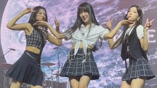 231110 ODD EYE CIRCLE  ‘LOONATIC’ Live  K WAVE in Auckland New Zealand Front Row Fancam [upl. by Ayhtak]