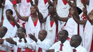 NGWINO ROHO MUTAGATIFU  Chorale Emmanuel [upl. by Nrublim]