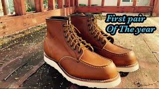 Unboxing The Red Wing 10875 Red Wing Moc Toe 10875redwingheritage redwingboots [upl. by Ulah358]