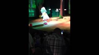 In the night garden live Upsy Daisy song CBeebies 2015 [upl. by Irahs]