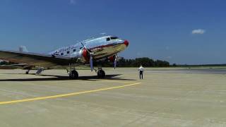 American Airlines Flagship Detroit DC 3 engine start up [upl. by Annij]