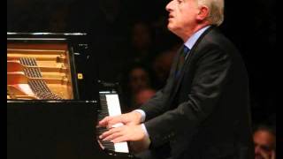 Chopin Pollini Scherzo No1 Live [upl. by Audun938]