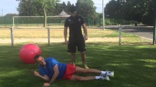 KineVideo  Protocole A pubalgie partie 3 renforcement des muscles fessiers 2 [upl. by Ari]