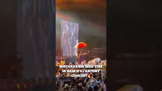 Vijay Antonys Machakanni Mad Vibe In The Rain Concert [upl. by Klockau]