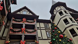 Christmas themed hotel all year round at The Inn At Christmas Place Pigeon Forge Tennessee [upl. by Borman]