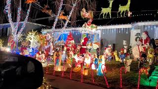 GRINCH AT FELTON ST THOUSAND OAKS CA  CHRISTMAS 2020 [upl. by Welby]