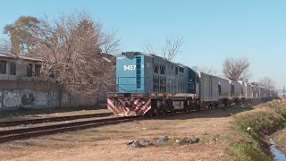 CRRC CDD5A1 9457 Con Tren R85 a Cabred Pasando Por Hurlingham [upl. by Ikkim855]