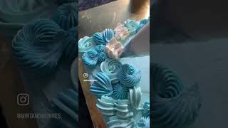 shades of blue 💙 toffeecake toffee simplecakedesign cakedecorating cakedecoratingvideos cake [upl. by Brenza]