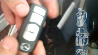 Como remplazar batería llave key Mazda 3 y 6 [upl. by Ymma]