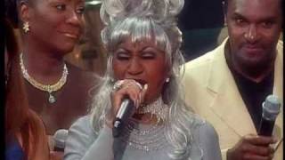 CELIA CRUZ en vivo  Yerbero moderno Ultima cancionLast appearance [upl. by Dieter]