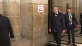 Procès DupondMoretti arrivée du ministre au palais de justice de Paris  AFP Images [upl. by Pfosi891]