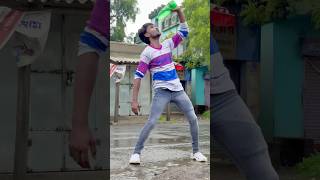 YE barish me ye video to jarur banta hai⛈️ dance shorts trending song [upl. by Duggan]