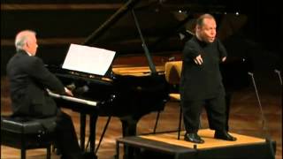 Thomas Quasthoff amp Daniel Barenboim performs Gute Nacht of Schuberts Winterreise [upl. by Oynotna]