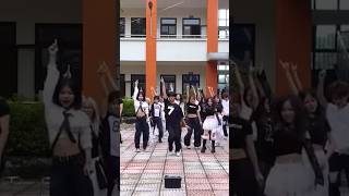 Random dance kpop in highschool kpop yg damn babymonster [upl. by Orazio]