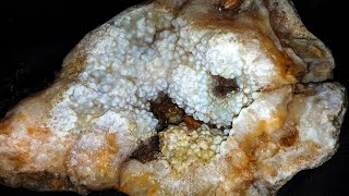 Rockhounding unusual Keokuk Geodes in Illinois [upl. by Zetrauq]