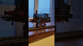 New Hornby W4 Peckett Bear Test [upl. by Gunther]