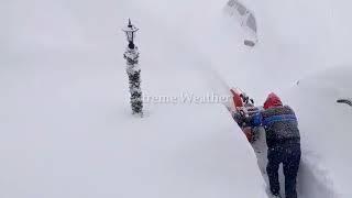 Snow apocalypse in the USA Snowdrifts up to 5 meters high in California [upl. by Nolyar]