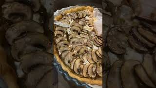 Tarte champignons chèvre miel cuisinefacilepascher food [upl. by Elbys205]