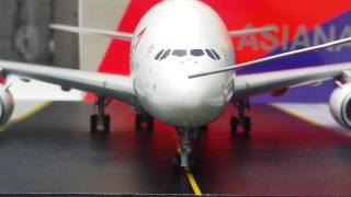 JC Wings 200 Asiana Airlines Airbus A380800 Review [upl. by Sirrom70]