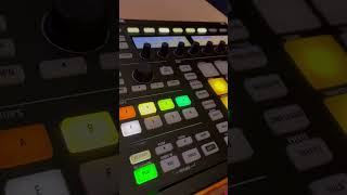 Beatmaking on MASCHINE MK2 [upl. by Rabah]