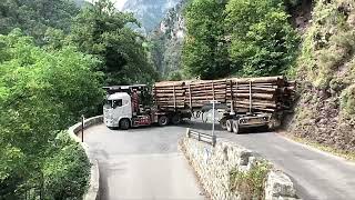 How Trucks Turn on Narrow Roads [upl. by Ringe]